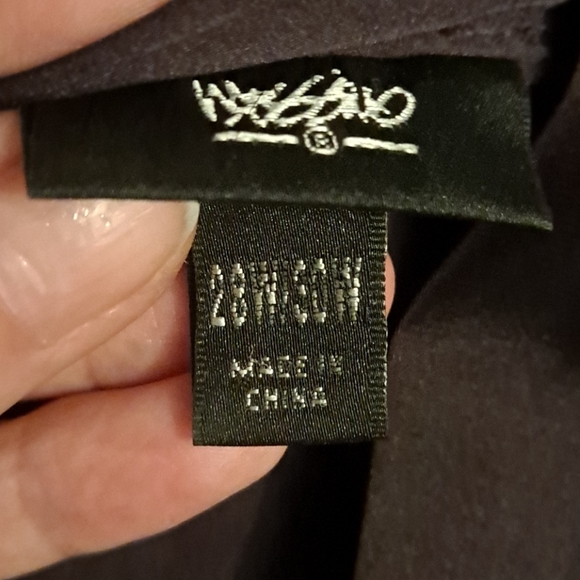 Short sleeved silky sheer blouse - Picture 7 of 7